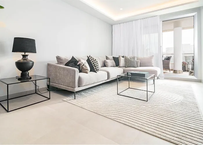 Modern Apartment In San Pedro By Costarentals - M34