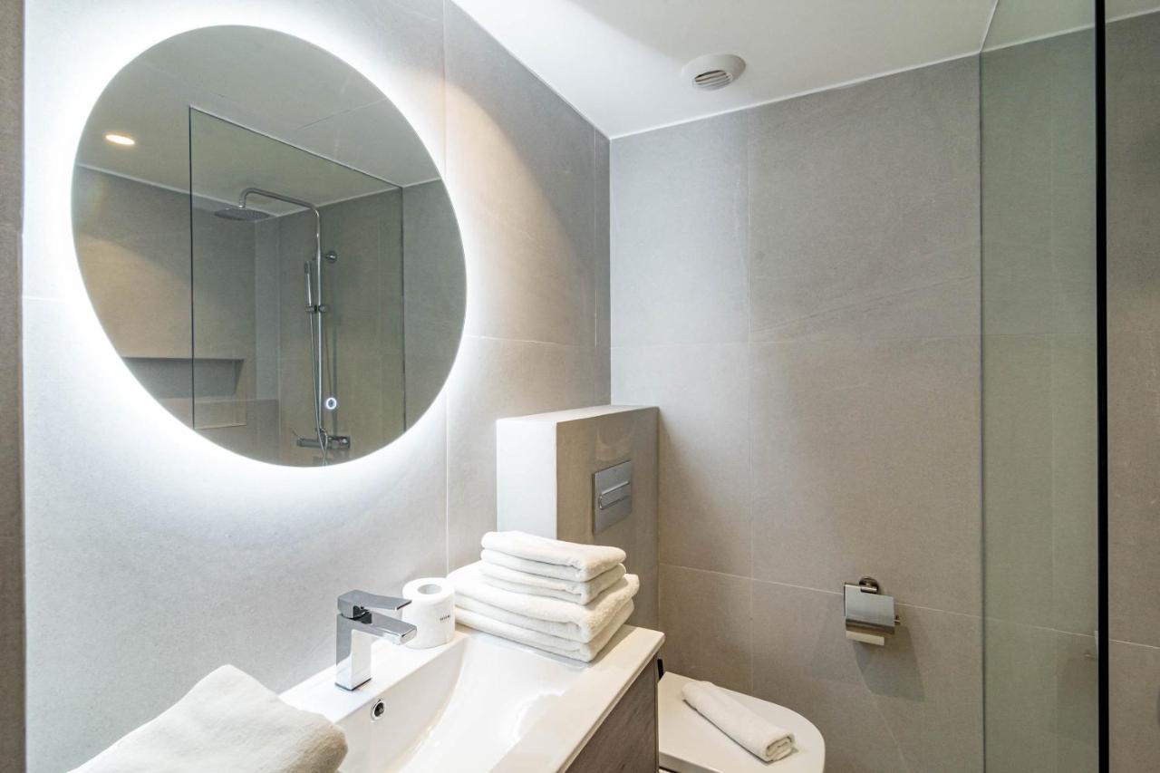 Modern In San Pedro By Costarentals - M34 Apartment *