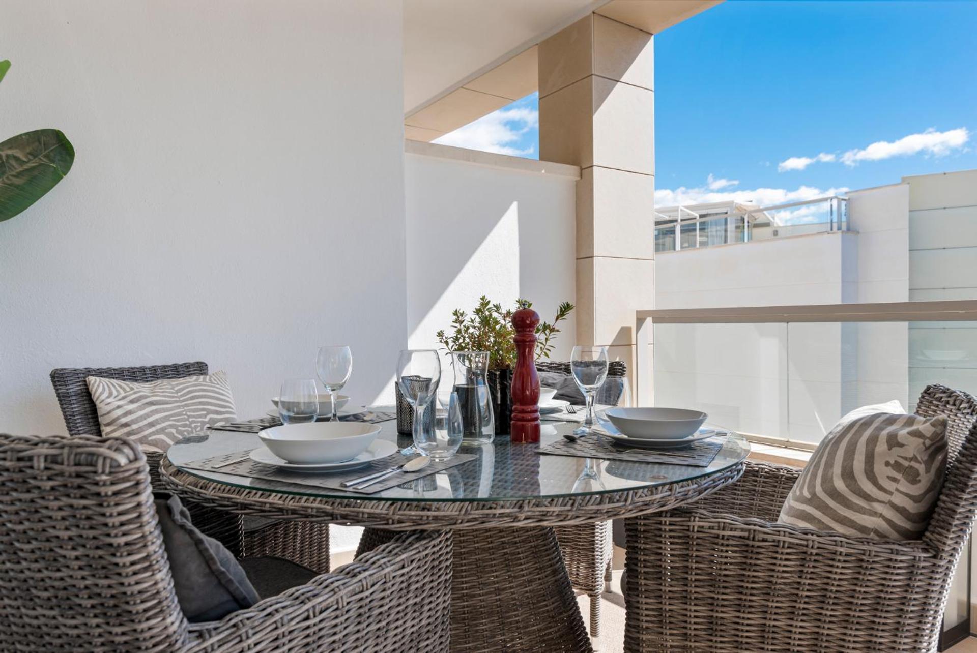 Apartment Modern In San Pedro By Costarentals - M34